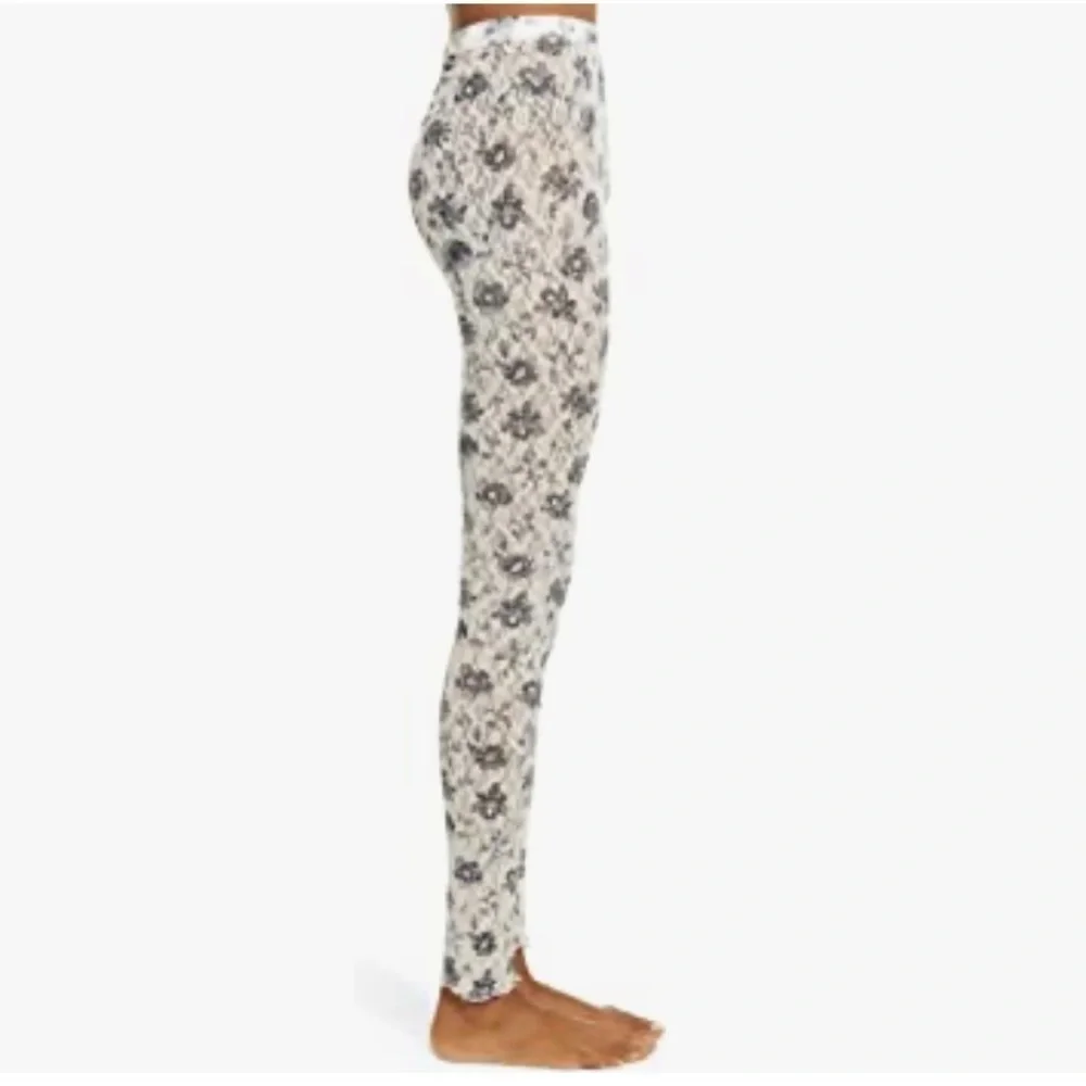 NWT Free People Intimately Lace Floral Leggings Chamois Combo Size Small